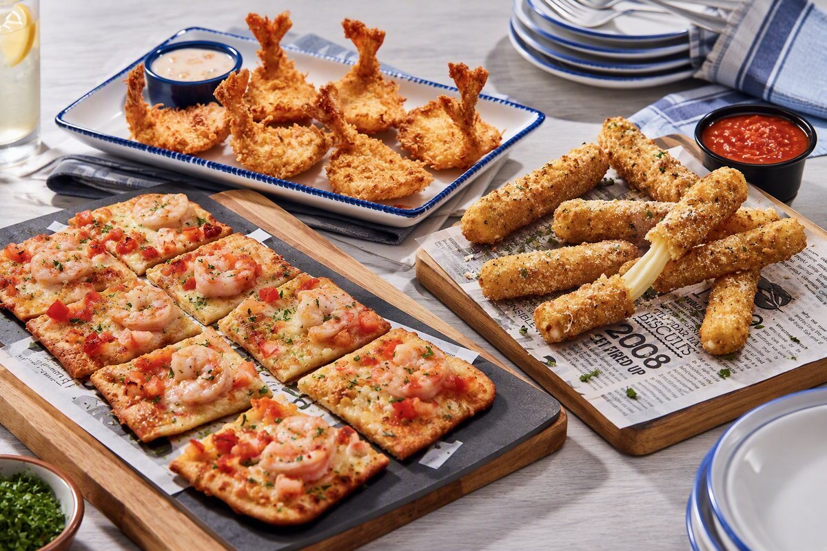 Garlic Shrimp Flatbread, Island Jumbo Coconut Shrimp and Mozzarella Cheesesticks